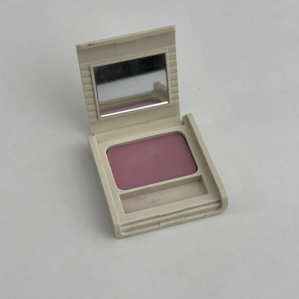 Vintage Estee Lauder Solar Pink Pressed Satin Eyeshadow No Applicator